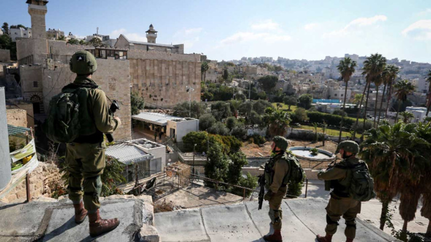 Pasukan Israel Tutup Masjid Ibrahimi dan Setop Aktivitas SD di Hebron