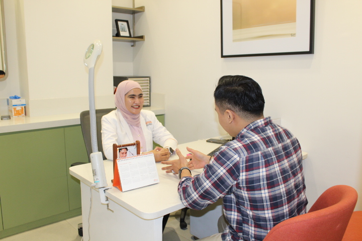 Stop Gonta-Ganti Skincare, Jerawat Bukan Arena Coba-Coba