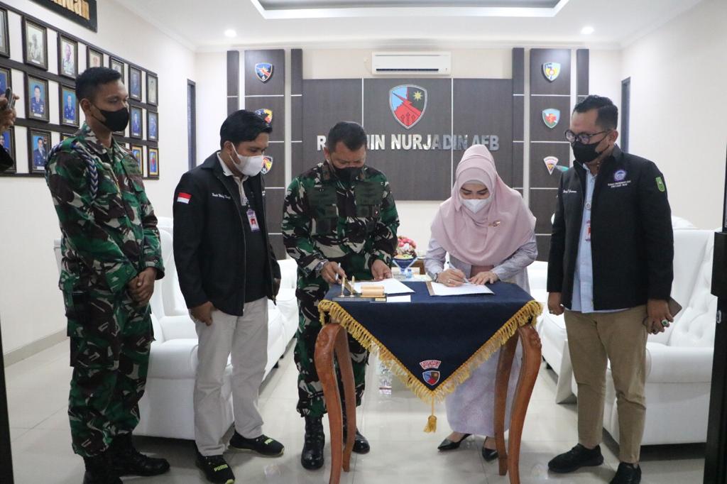 Komnas PA Riau MoU dengan Danlanud Roesmin Nurjadin Pekanbaru