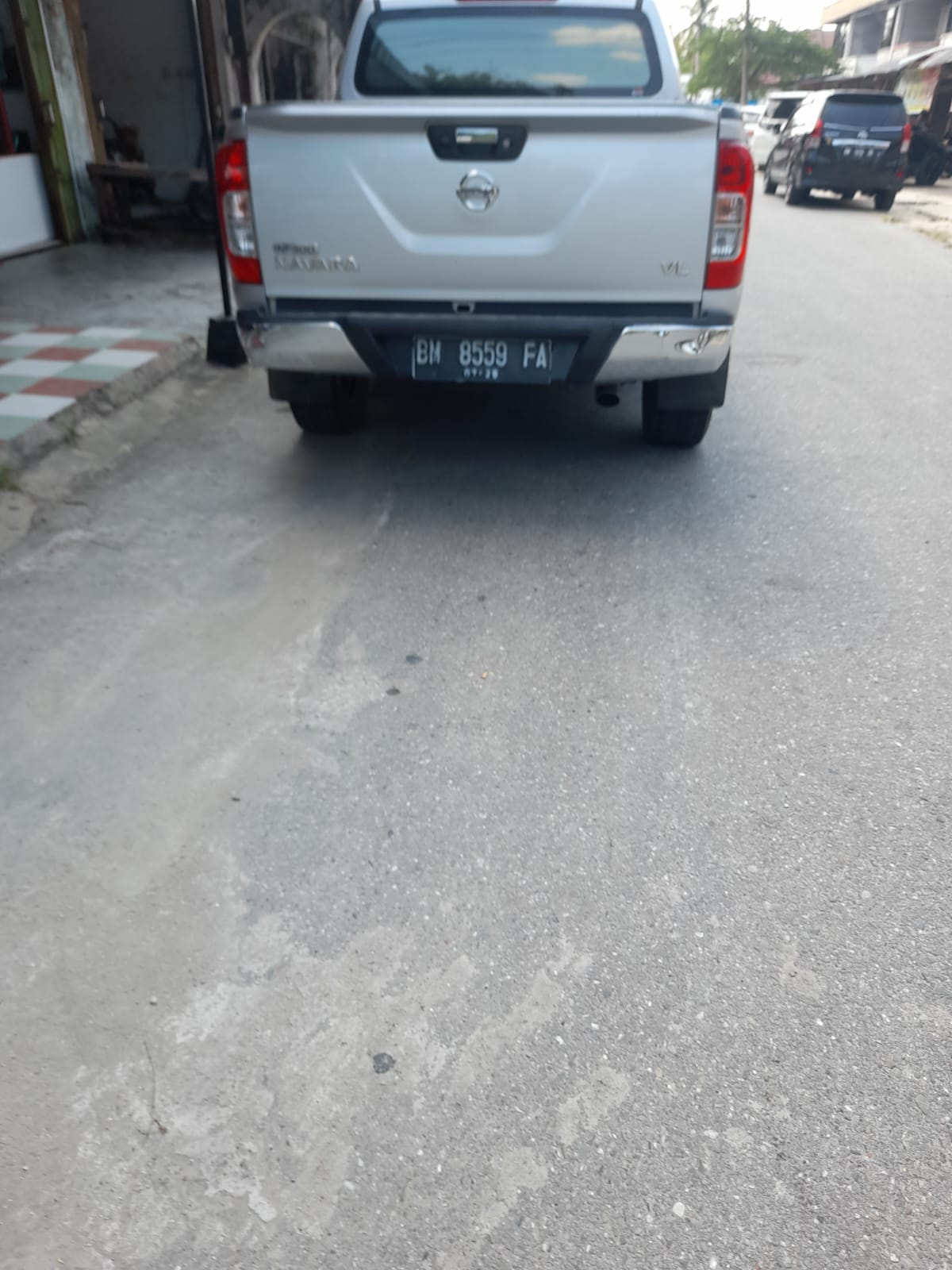 Kadis Pendidikan Kampar Berdayakan Mobil Dinas Untuk Kepentingan Keluarga