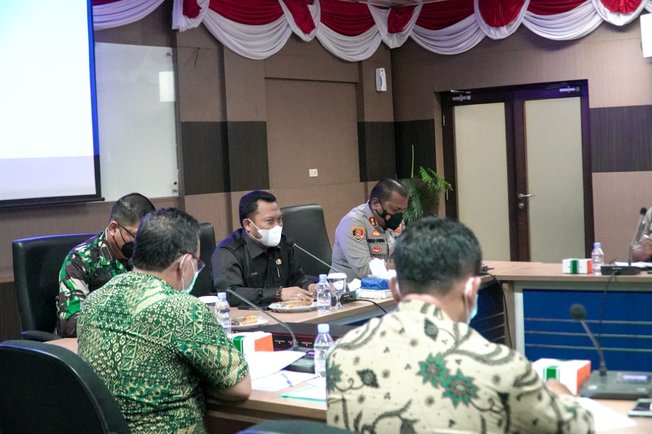 Ketidak Mampuan Sekda Mengelola Keuangan Daerah, Akhirnya Bupati Tunda Pilkades