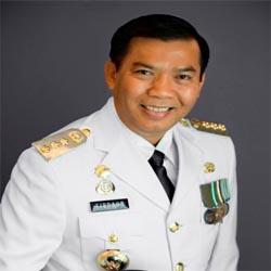 Antisipasi Kelangkaan, Walikota Minta Instansi Terkait Kawal Pendistribusian BBM di Pekanbaru