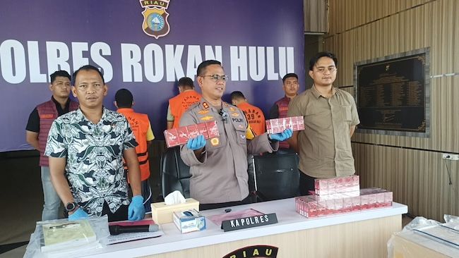 Mantan Sekretaris Perkim Rohul Jadi Tersangka Kasus Korupsi Pengadaan BBM dan Mobilitas Darat