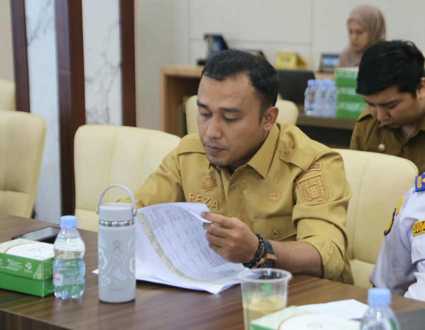 29 Warga di Pekanbaru Terjaring Buang Sampah Sembarangan