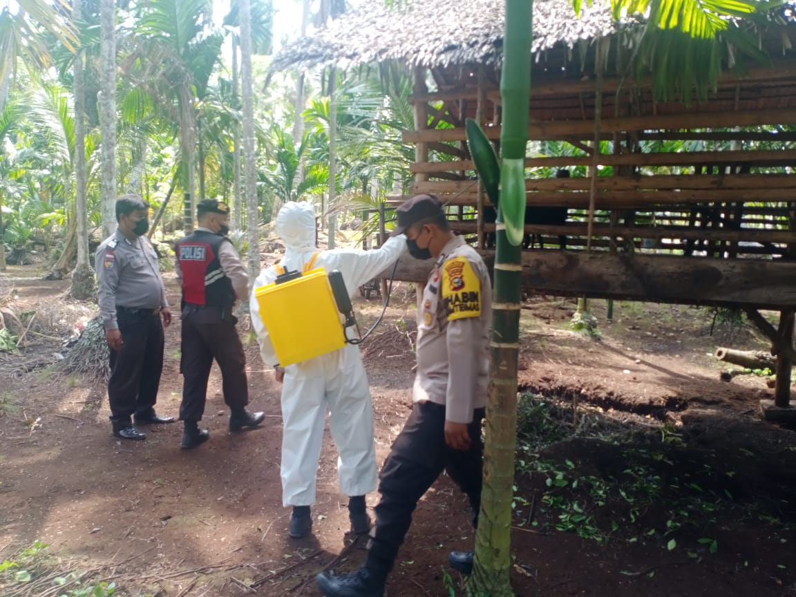 Personil Polres dan Polsek Jajaran Terus Berupaya Antisipasi PMK