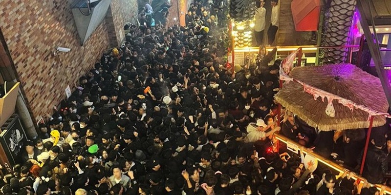 Berurai Air Mata, Walikota Seoul Oh Se-hoon Meminta Maaf atas Tragedi Itaewon