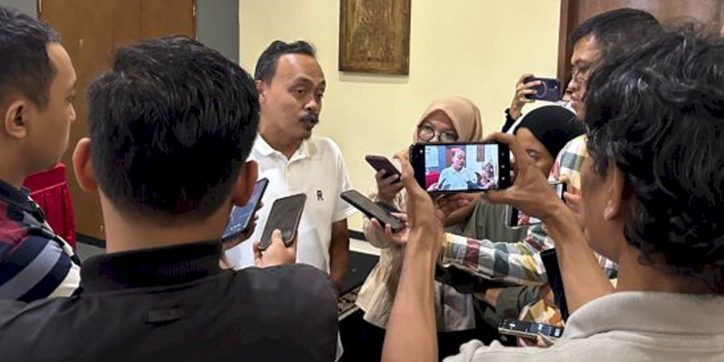 Survei Pilgub Jatim: Khofifah 55,8 Persen, Risma 21,8 Persen