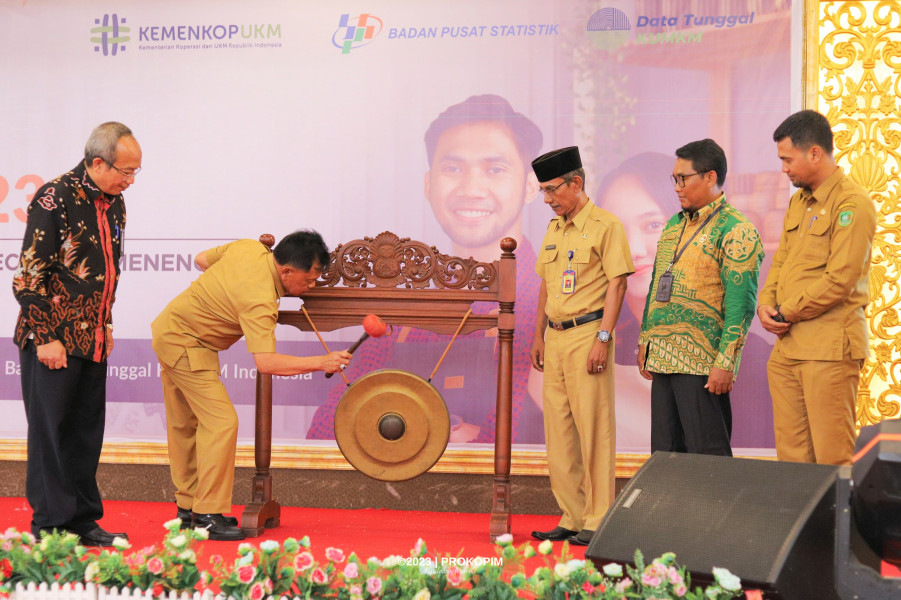 H.Asmar Buka Pelatihan PL-KUMKM
