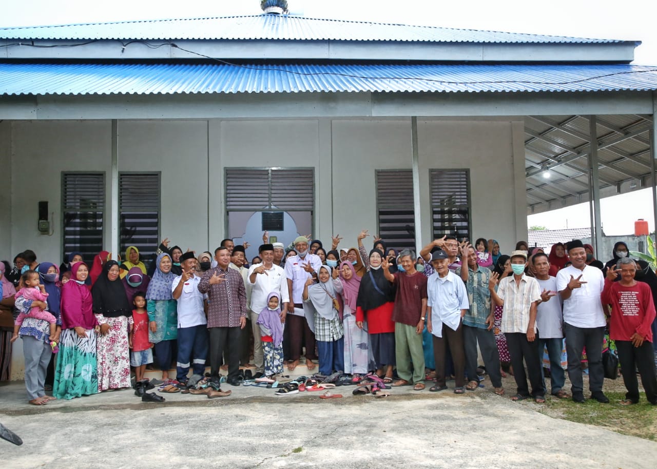 H Adil Silaturahmi dengan Masyarakat Rumbai