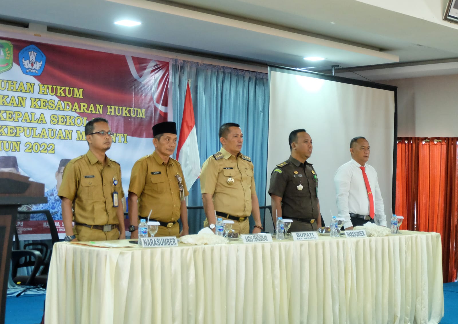 Bupati Meranti HM Adil, Buka Secara Resmi Acara Penyuluhan Hukum Bagi MKKS