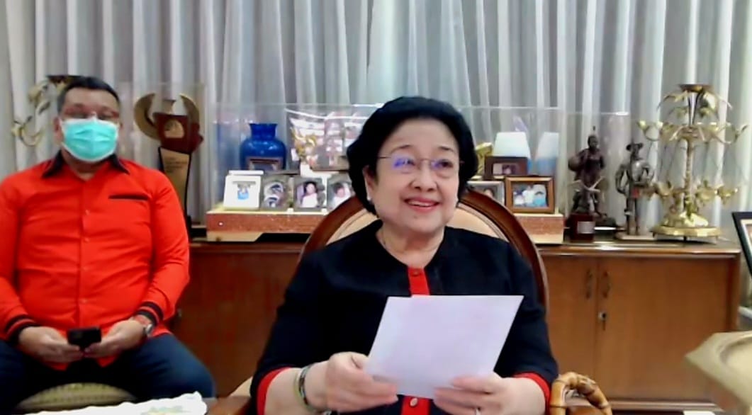 Megawati Gelar Halalbihal Secara Virtual dengan Kader PDIP