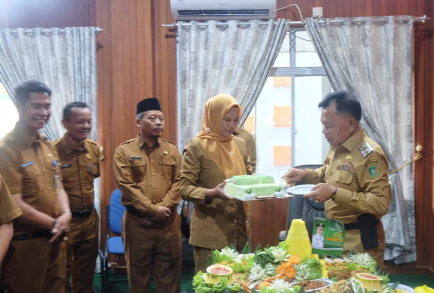 Dapat Ucapan Ulang Tahun, H. Asmar Mohon Doa Terbaik
