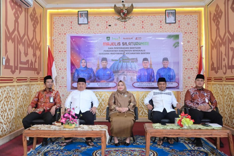 Safari Ramadhan di Bantan, Bupati Kasmarni Tegaskan Pelayanan Publik Tetap Prima di Tengah Efisiensi Anggaran