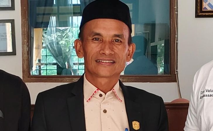 Anggota DPRD Siak Nyaris Dibakar Saat Massa Hadang Alat Berat PT TKWL