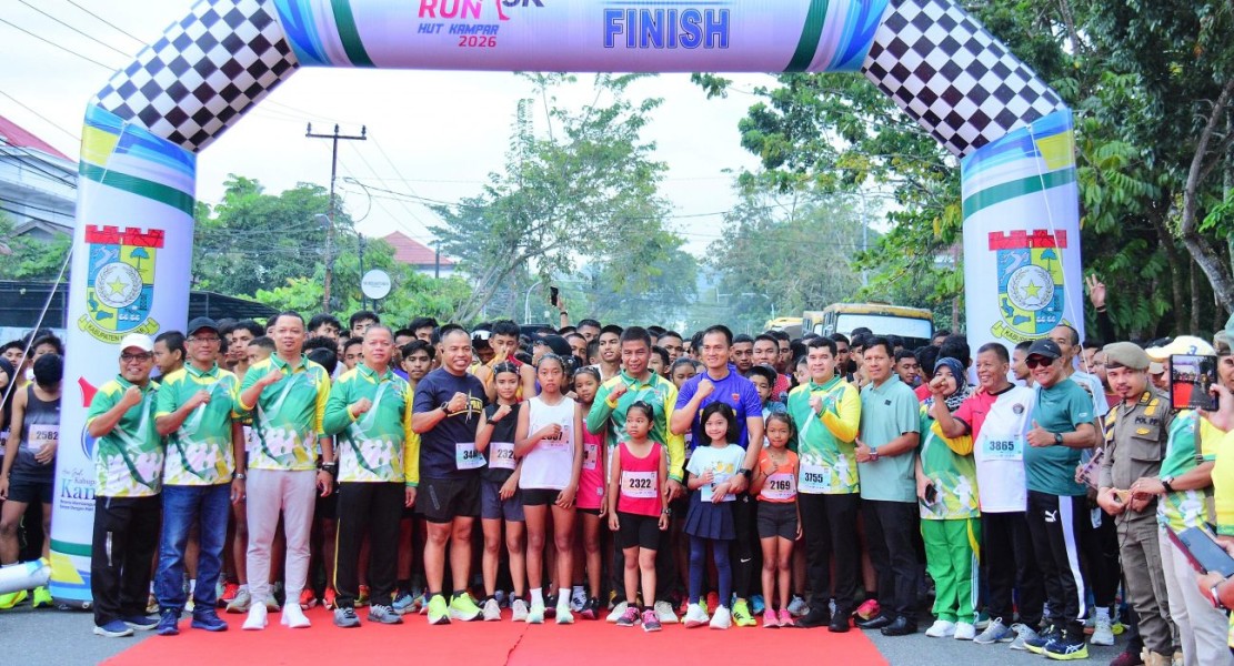 Plt Disdikpora Kampar Helmi Ajak Masyarakat Hidup Sehat Lewat Fun Run 5K