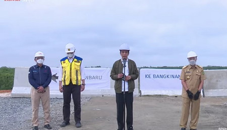 Jokowi Harap Daya Saing Perekonomian dan Pembangunan Riau dan Sumbar Tinggi