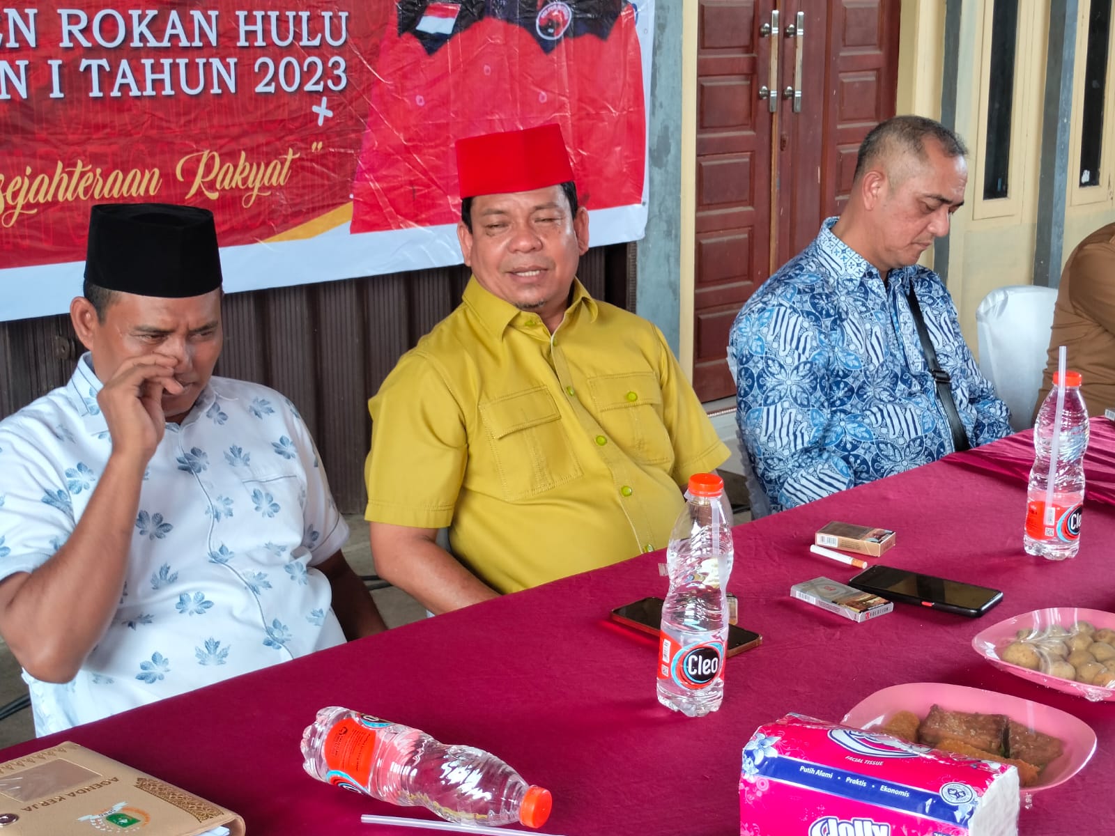 Ratusan warga Desa Rambah berkumpul hadiri reses H.Syafaruddin Poti,SH,MM