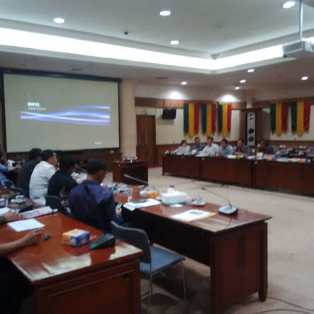 Sambil Menunjuk Kiri, Erizal Muluk Usir Zukri Misran dari Ruangan Hearing 