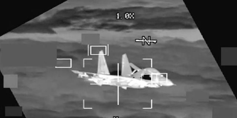 Jet Tempur China Hampir Tabrak Bomber AS di LCS