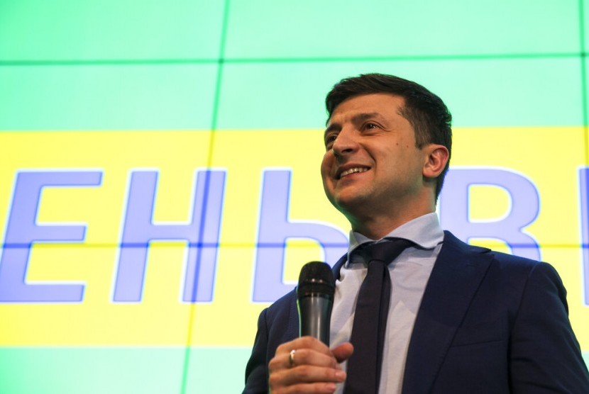 Komedian Zelenskiy Jadi Presiden Sungguhan