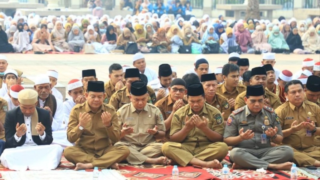 Berharap Hujan Padamkan Karhutla, Pemkab dan Warga Gelar Shalat Istisqa