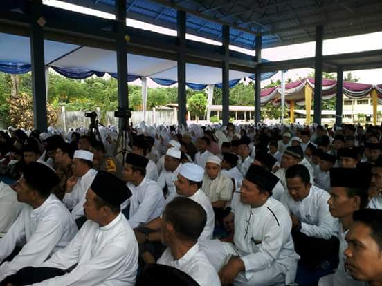 Ustadz Abdul Somad Isi Tabligh Akbar HUT  Info Riau di Ponpes Islamic Centre Alhidayah Kampar