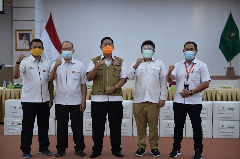 Pemprov Riau Terima Bantuan Masker Dari SKK Migas