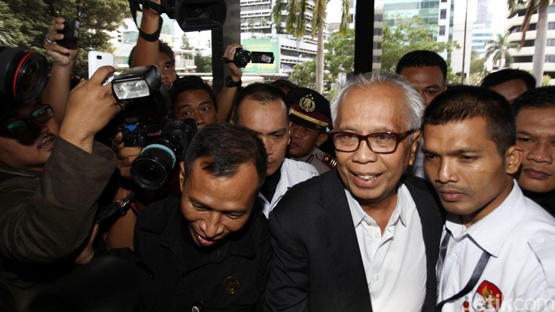 OC Kaligis Ditetapkan KPK Sebagai Tersangka Kasus Penyuapan Hakim di PTUN Medan