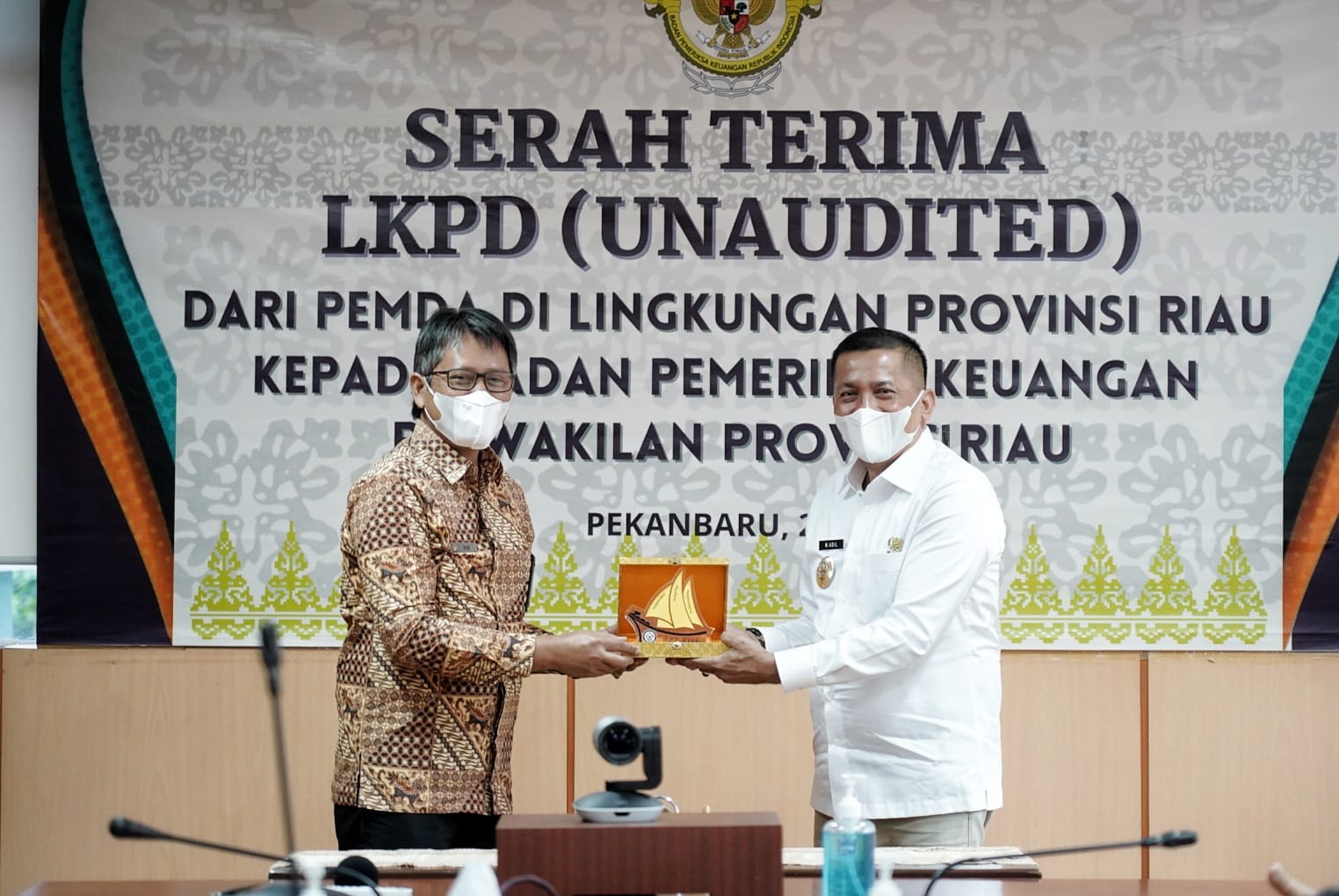 Jadi Kabupaten Pertama yang Serahkan Laporan Keuangan ke BPK, Meranti Ingin Pertahankan WTP