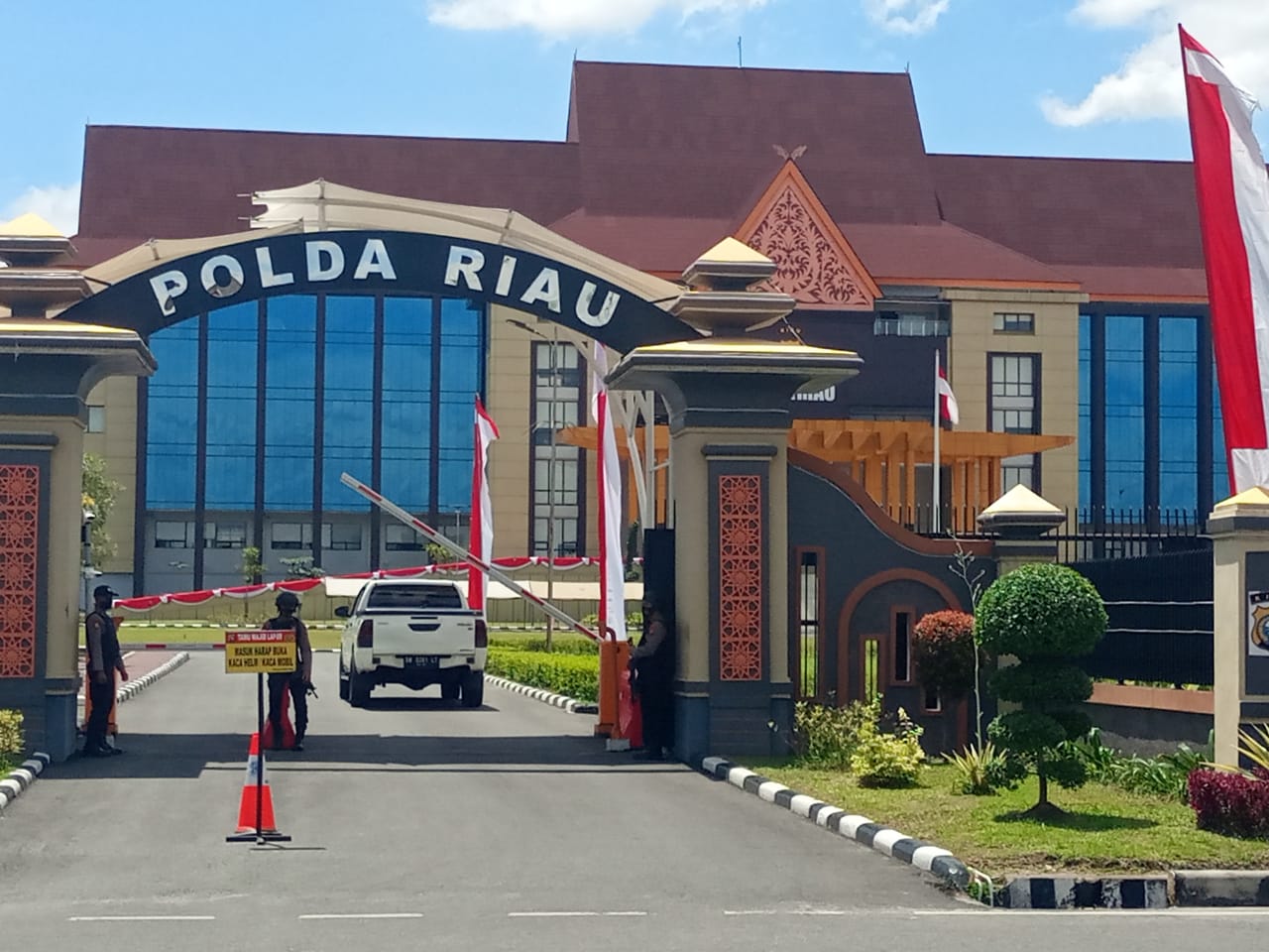 Hari ini Direktur Rumah Sakit Madani Pekanbaru Resmi di Laporkan ke Polda Riau