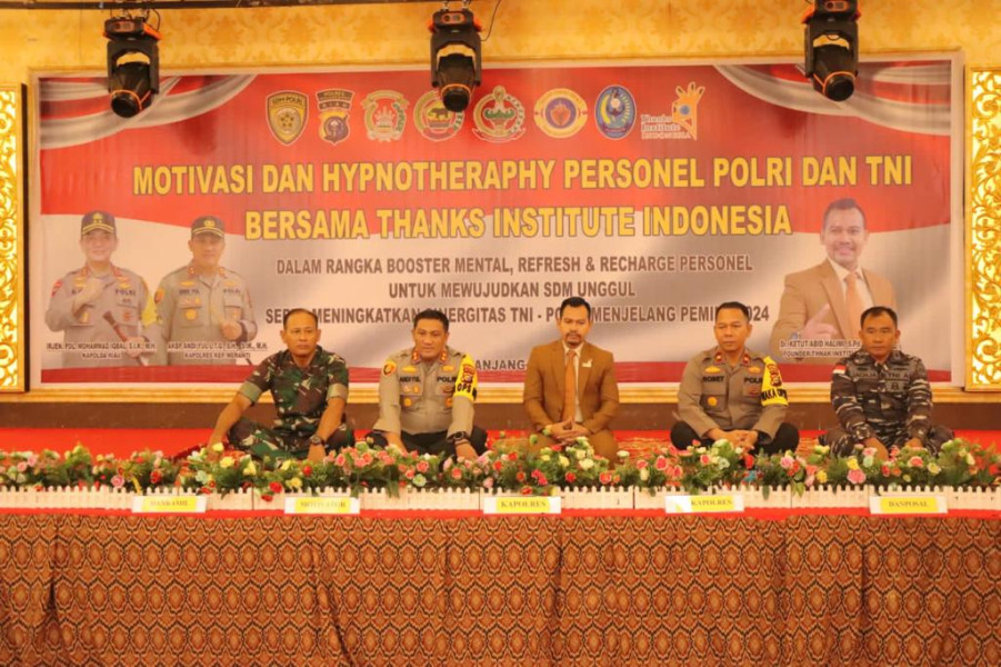 Booster Mental Pertama di Polda Riau Kapolres Andi Yul gelar Hypnotheraphy Untuk Personel Polres dan