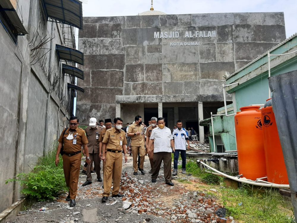 Terbengkalai, Pemprov Riau Akan Bantu Selesaikan Pembangunan Masjid di Dumai