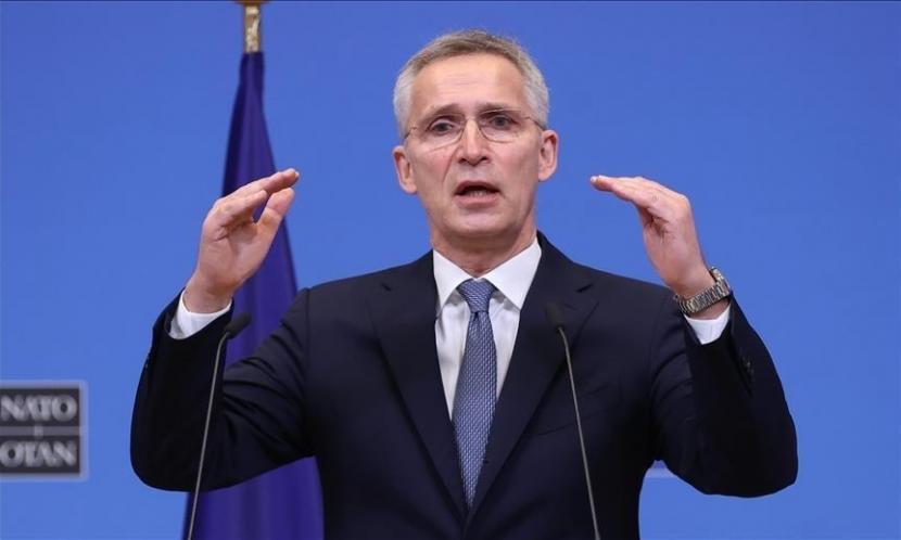 Sekjen NATO: Ukraina Butuh Dukungan Militer Mendesak