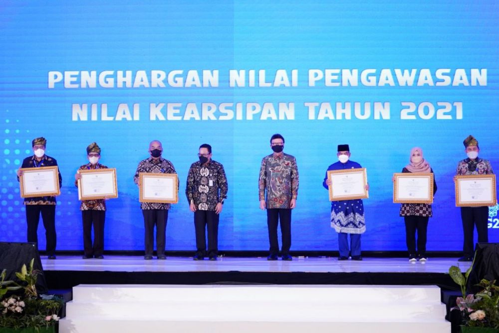 Pemprov Riau Raih Dua Penghargaan