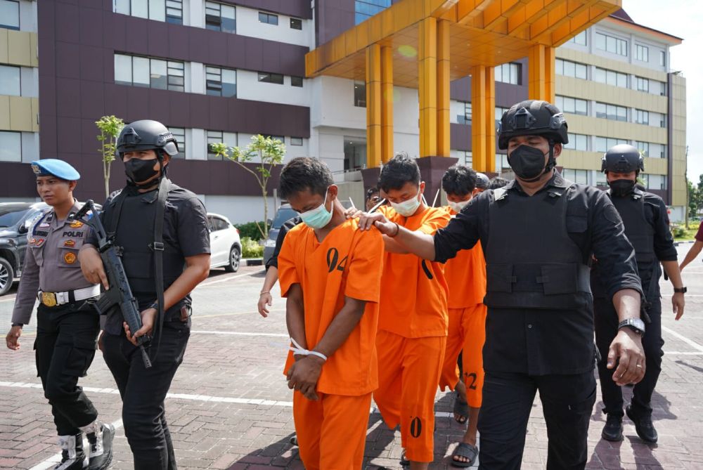 Lima Pelaku Jaringan Narkoba Internasional Ditangkap di Pekanbaru