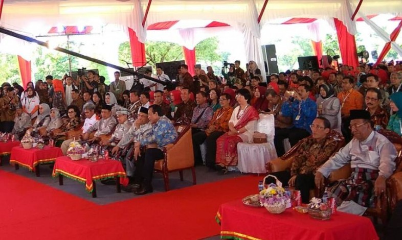Harteknas di Riau Dihadiri Menristekdikti dan BJ Habibie