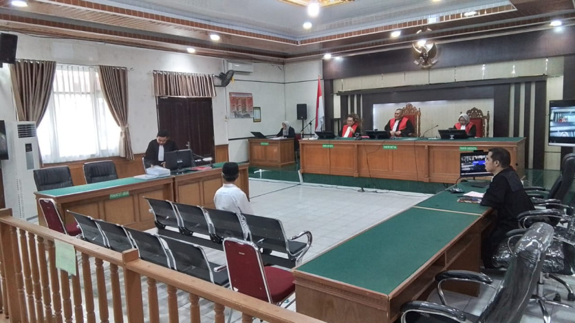 Korupsi Dana Desa, Mantan Kepala  Desa Deras Tajak Kampar Dituntut 7,5 Tahun Penjara