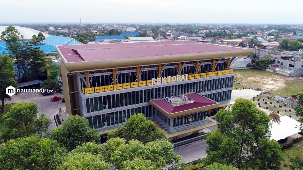 Universitas Islam Riau Raih Penghargaan Anugerah Kerja Sama dari Kemendikbudristek