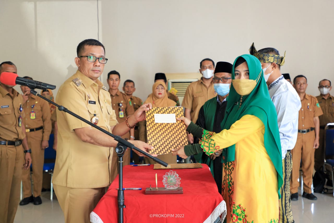 Lantik Pejabat, Bupati Minta Realisasikan Program yang Bersentuhan Langsung dengan Masyarakat