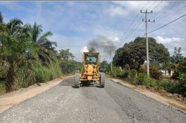 BPS Bantah Jalan Rusak Riau Terpanjang di Indonesia