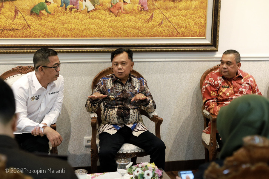 Hadiri Pelatikan Pengurus PWI Riau, Plt Bupati Asmar Ucapkan Tahniah