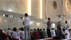 Nasihat Ulama bagi yang Sholatnya tidak Sungguh-Sungguh