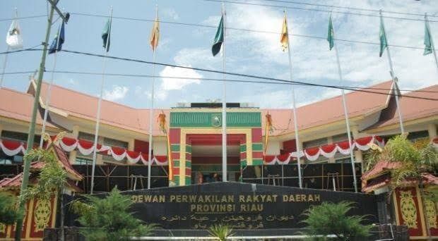Skema Penentuan Ketua DPRD Riau, dari Jumlah Kursi Atau Total Suara Terbanyak?