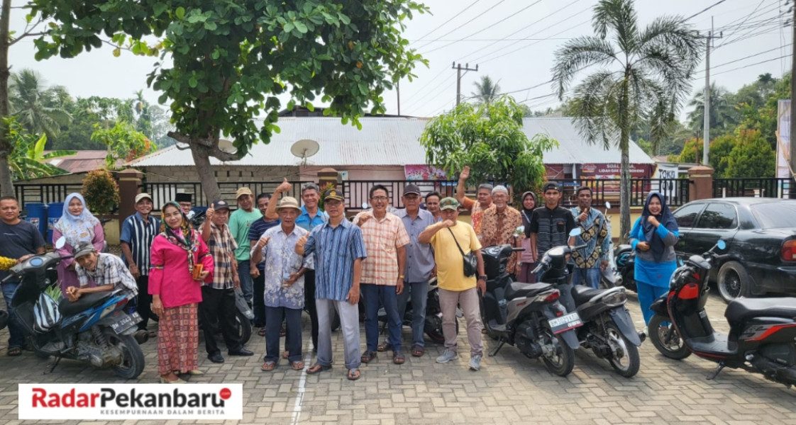 Dua Puluh Warga desa Kompe berangin di panggil inspektorat.