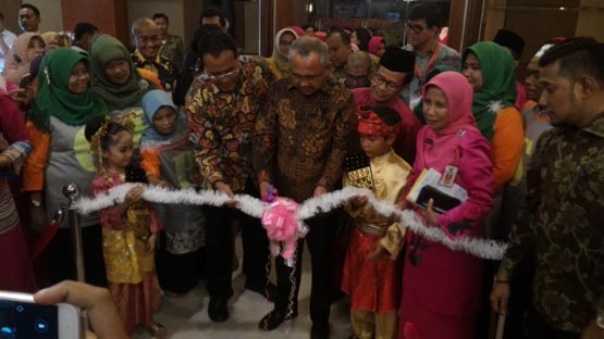 Gubernur Riau Arsyadjuliandi Rachman Buka Rakerda Diskes Sekaligus Teken MoU Bersama BPJS