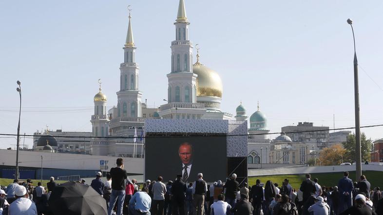 Presiden Rusia Vladimir Putin Meresmikan Masjid Terbesar di Eropa