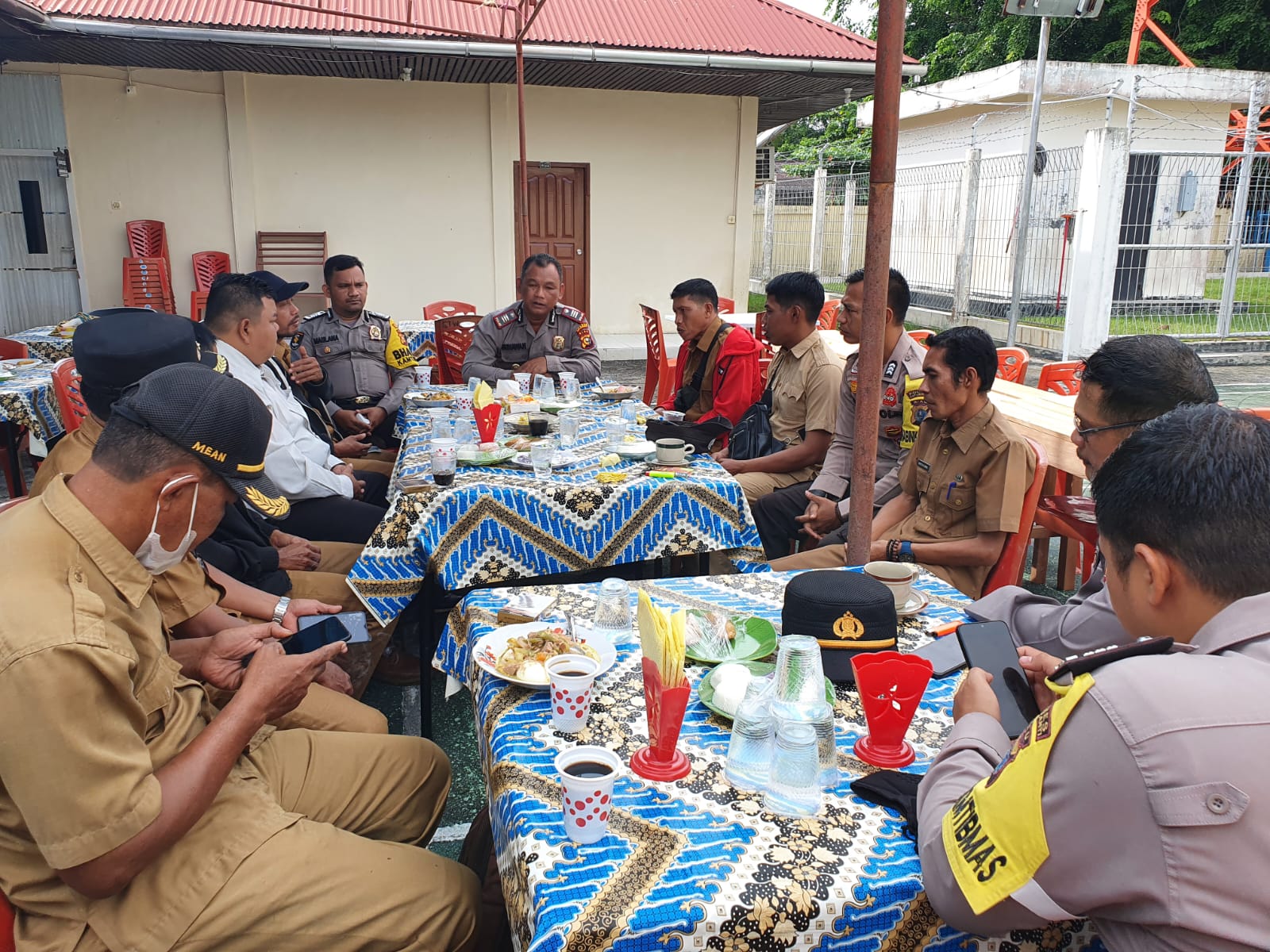 Kapolsek AKP Gunawan Gelar Coffee Morning Sekaligus Rakor bersama Pemcam Tebingtinggi dan Tebingting