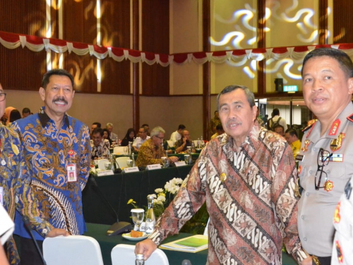 Syamsuar Gubernur Pertama yang Paparkan Penanggulangan Karhutla Riau