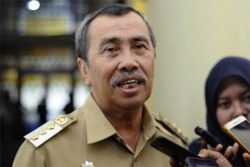 Gubernur Riau Ajak Swasta dan Orang Kaya Gotong Royong Bantu Penanganan Covid-19