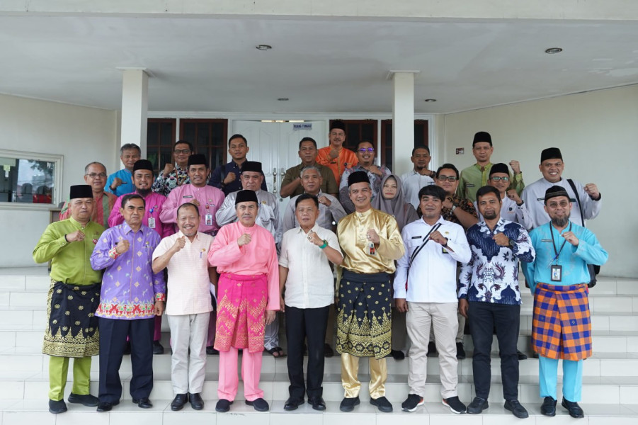Plt Bupati Meranti H Asmar Sembangi Gubenur Riau Dalam Audensi Membagun Negeri